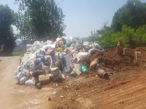 사본 -BandPhoto_2019_05_29_14_25_58 (1).jpg